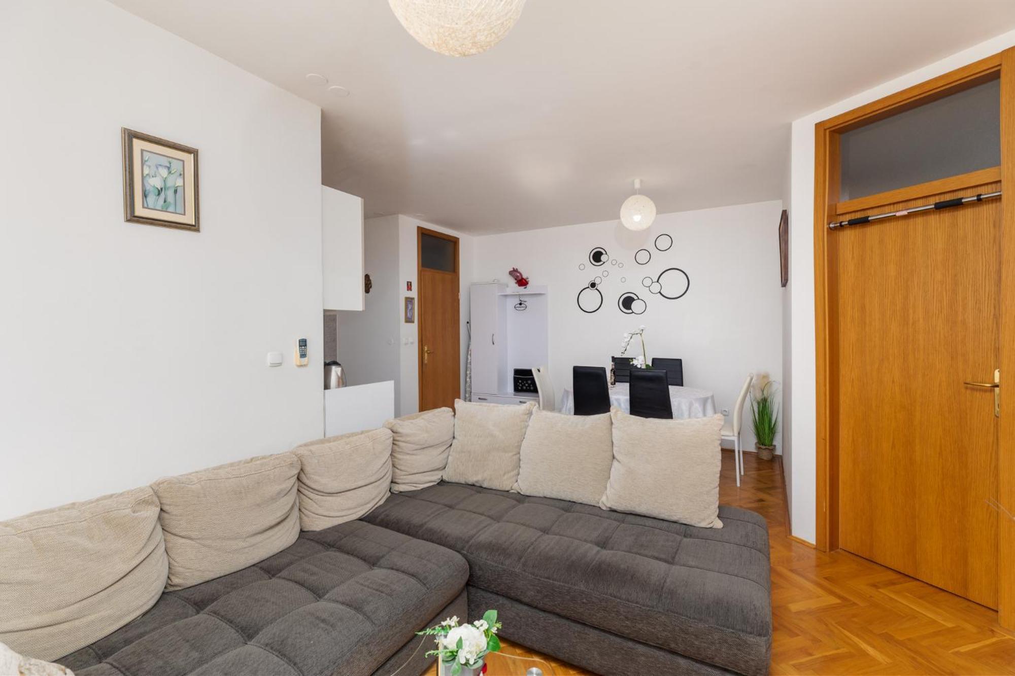 Apartment Marijo โอมิช ภายนอก รูปภาพ